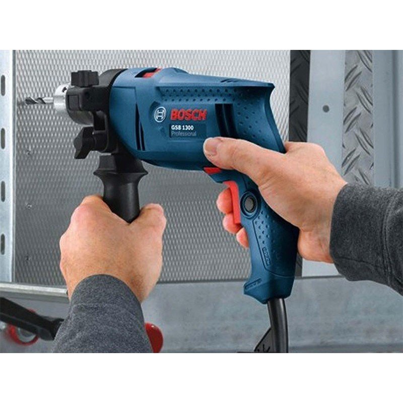 perceuse-à-percussion---bosch-gsb-1300---550-w-+-1-lot-de-10-forets-à-métaux-bosch-offerts---550w---6-mois