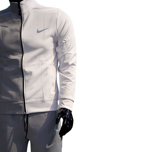 survêtement-classic-de-marque-nike