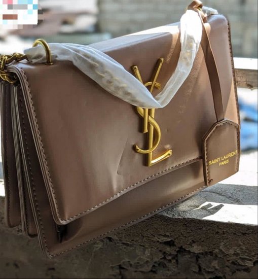 sac-à-main-bandoulière-yves-saint-laurent-pour-femme-en-cuir-,-produit-générique