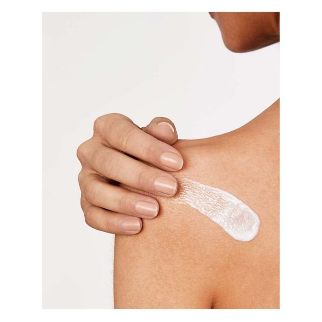 cerave-lait-hydratant-nourrit-hydrate-et-aide-a-restaurer-la-barriere-cutanee-visage-corps-acide-hyaluronique-3-ceramides-essentiels-473-ml-7758