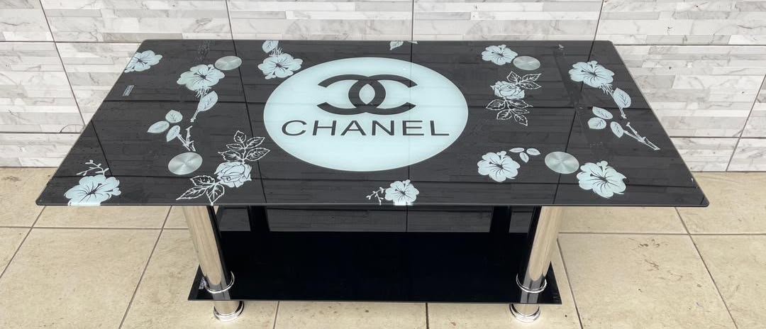 table-base-logo-channel-8033
