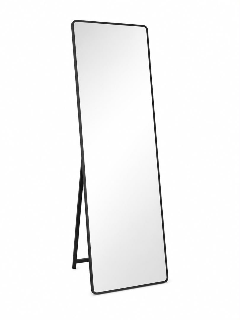 miroir-sur-pied-rectangulaire-cadre-noir-8454