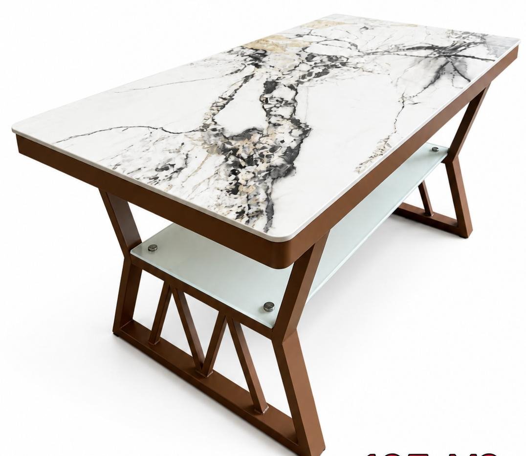 table-basse-marbre-blanc-dore-avec-pietement-cuivre-8759