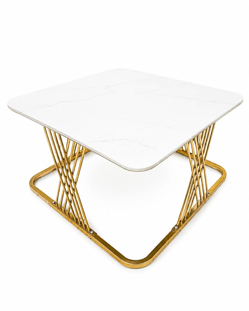 table-basse-carree-plateau-marbre-blanc-et-pieds-dores-entrelaces-8781