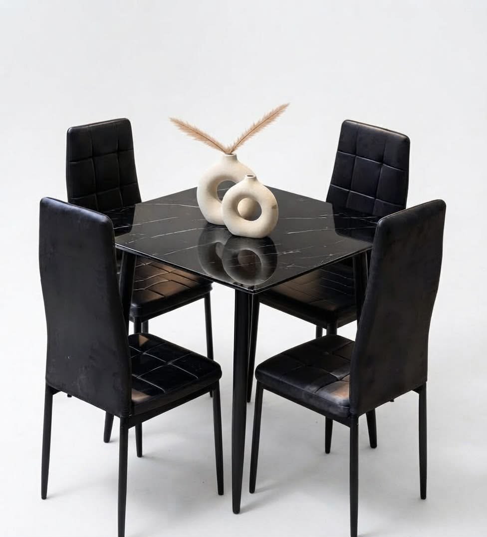 ensemble-table-a-manger-marbre-noir-4-chaises-noires-8871