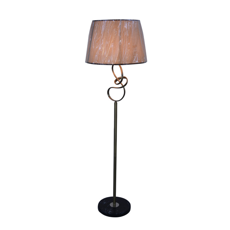lampes-de-chambre-–-es19554