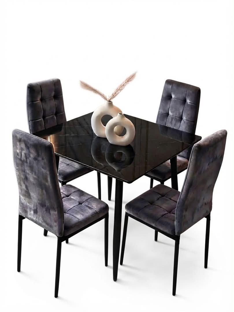 ensemble-table-a-manger-marbre-noir-4-chaises-grises-velours-8872